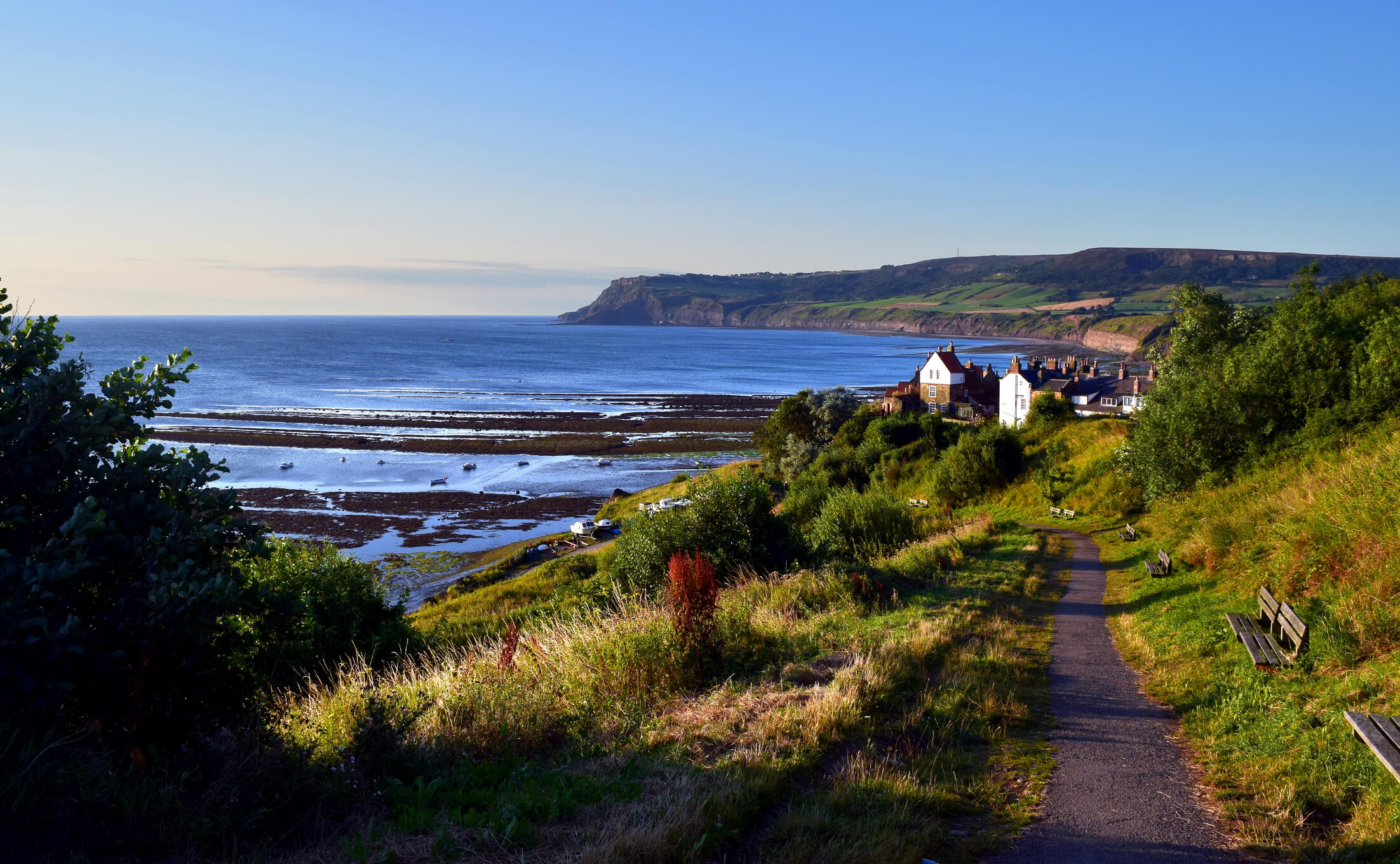 whitby to robin hoods bay walk