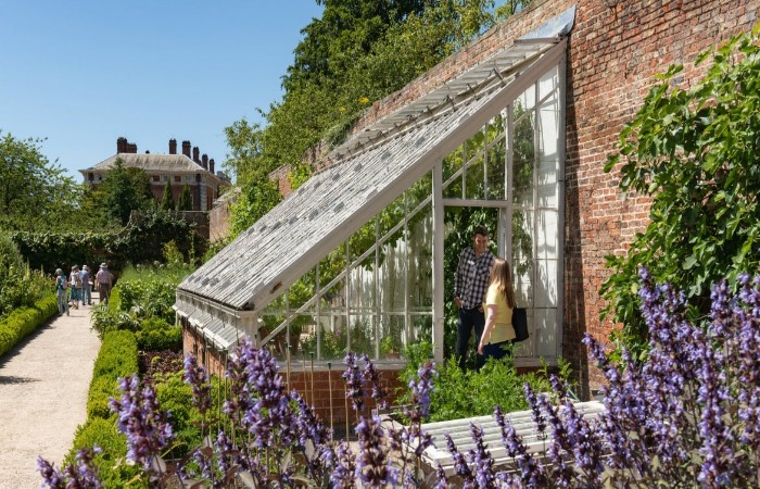 Beningbrough Hall, Gallery and Gardens